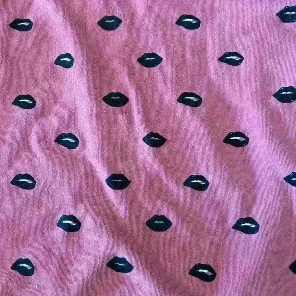Wildfox Lip Service Lip Print Sweatshirt Size XS All Over Lip Graphic Print - Picture 4 of 9